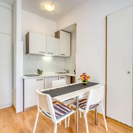 Appartement Emil By Interhome Lovran